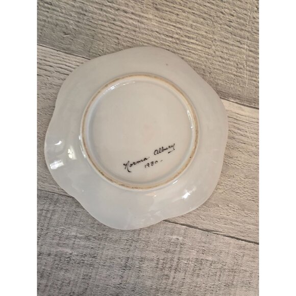 Hand-Painted Norma Albury Floral Porcelain Dish - Picture 3 of 5